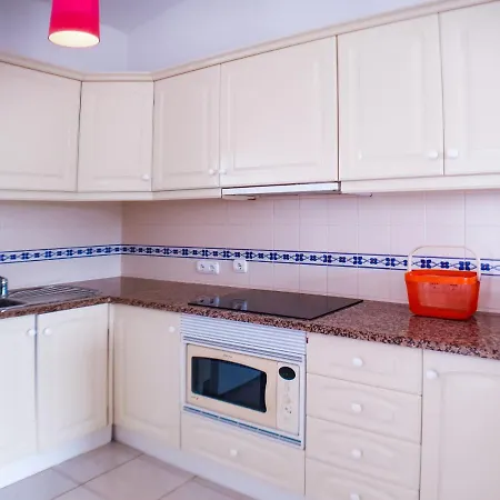 Typical Tm Flat With A Terrace And Sea View In Vsr * Porches (Algarve)