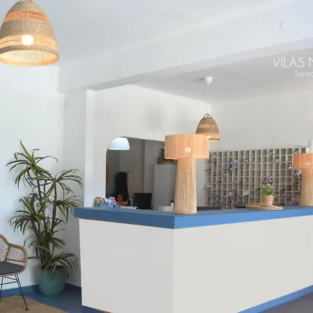 Typical Tm Flat With A Terrace And Sea View In Vsr Porches (Algarve)