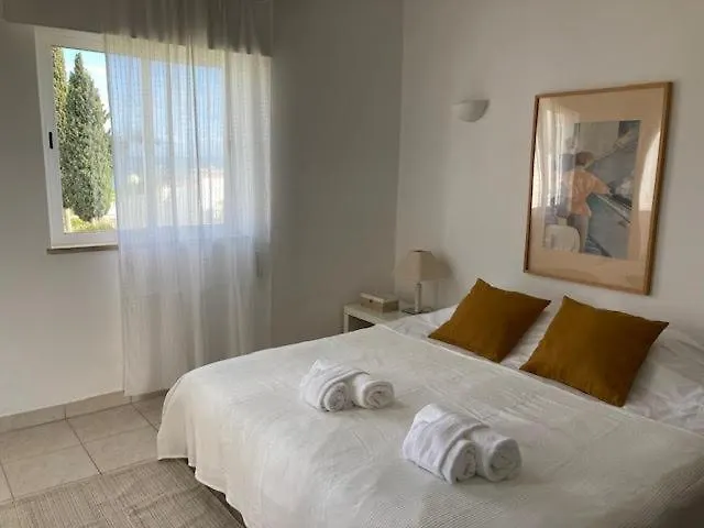 아파트 Typical Tm Flat With A Terrace And Sea View In Vsr 포르체스